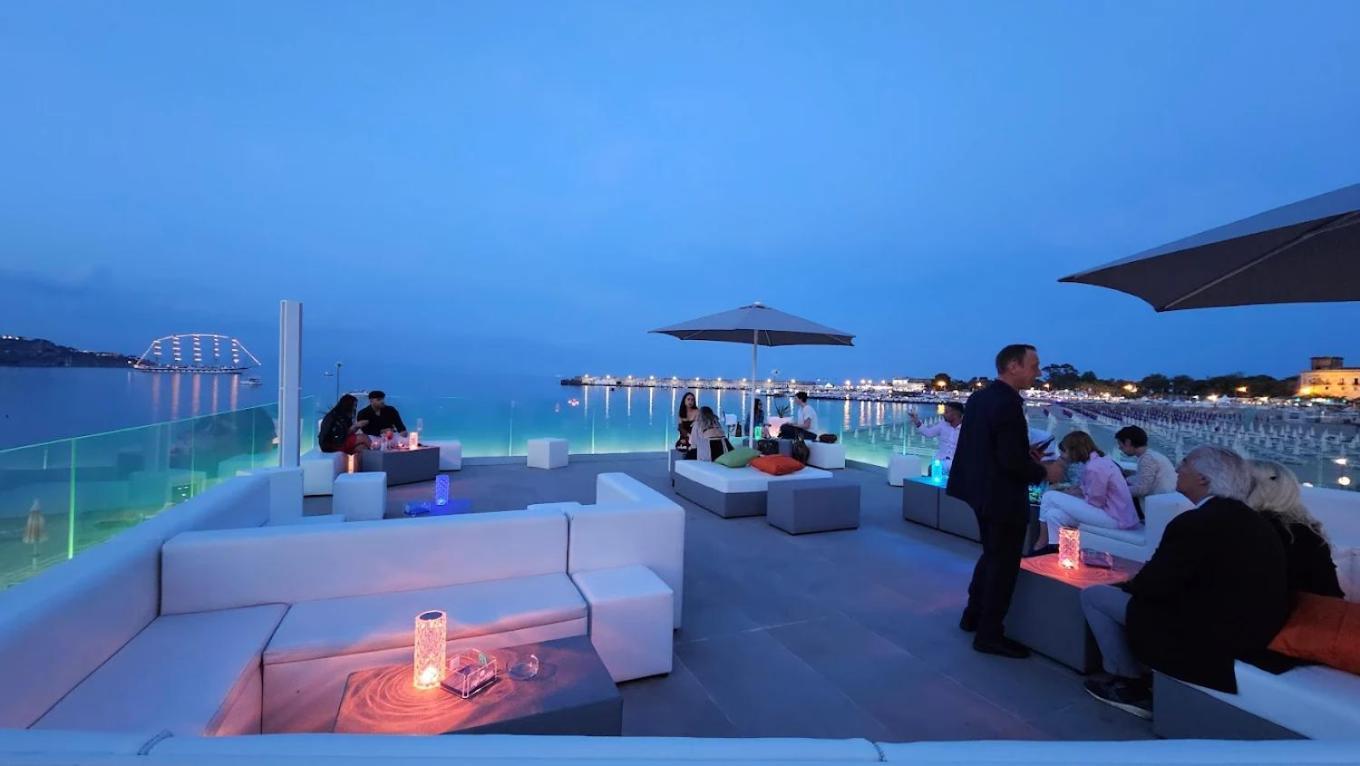 Casa Vacanza Giardini Naxos Taormina Miranaxos 外观 照片